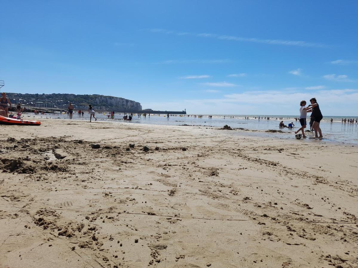 Charmante Villa plein SUD 50m de la plage - Balcon vue latérale sur Mer Mers-les-Bains Exterior foto